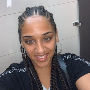 Meet your Posher, Natasha